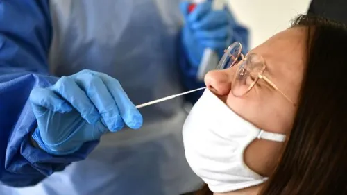  Jean Castex fait des annonces sur les tests PCR payants